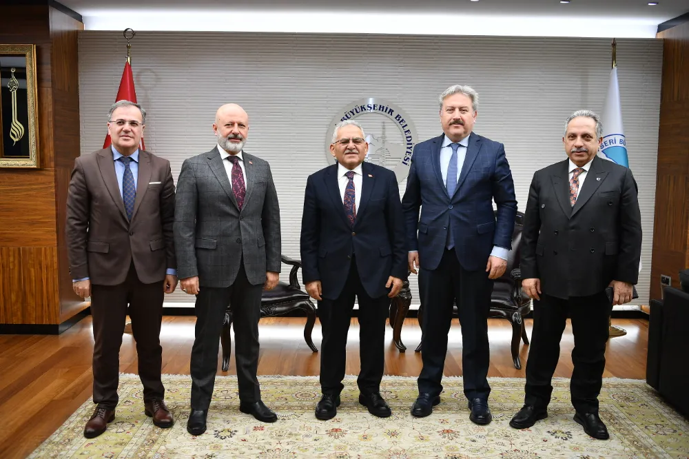 Başkan Büyükkılıç, 4 ilçe belediye başkanıyla bir araya geldi