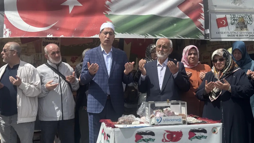 Kadınlar Gazze için dua etti