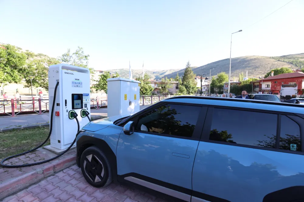 Yahyalı Elektrikli Araç Şarj İstasyonu açıldı