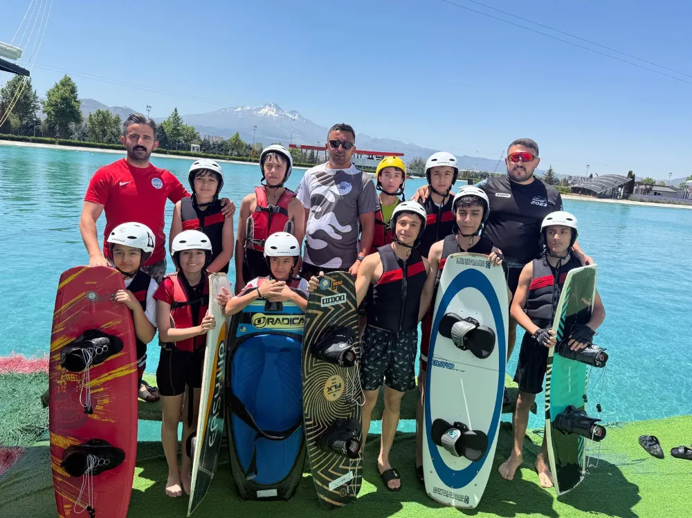 Büyükşehir Belediyesinin yaz spor okulları başladı