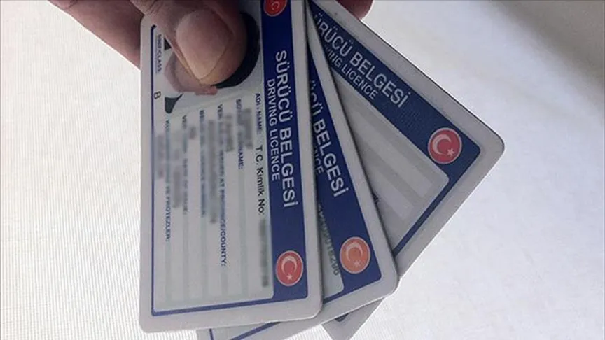 Eski tip ehliyetlerin yenilenmesi için son 10 gün!