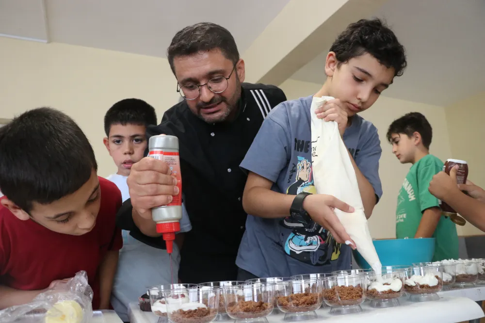 Şef öğretmenden gönüllü yaz kursu