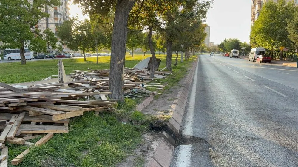 Arkadan çarptığı kamyoneti devirdi: 4 yaralı