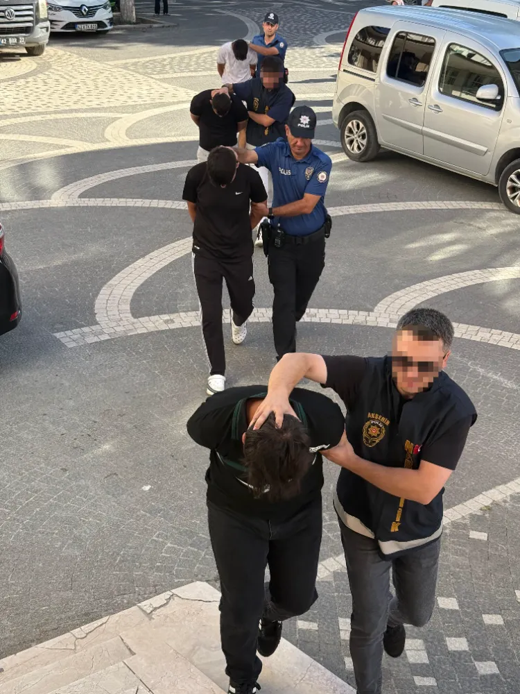 Uyuşturucu operasyonunda yakalanan 3 zanlı tutuklandı