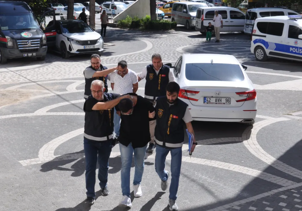 Sahte altın sattığı öne sürülen 2 şüpheli yakalandı