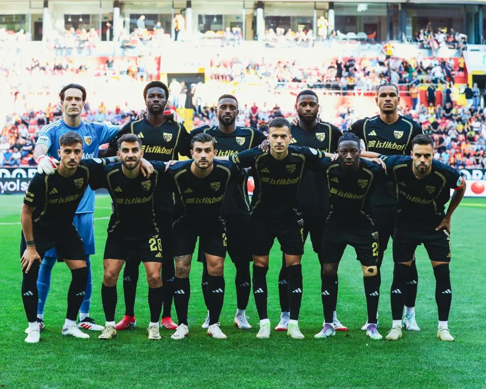 Kayserispor 13 futbolcu transfer etti