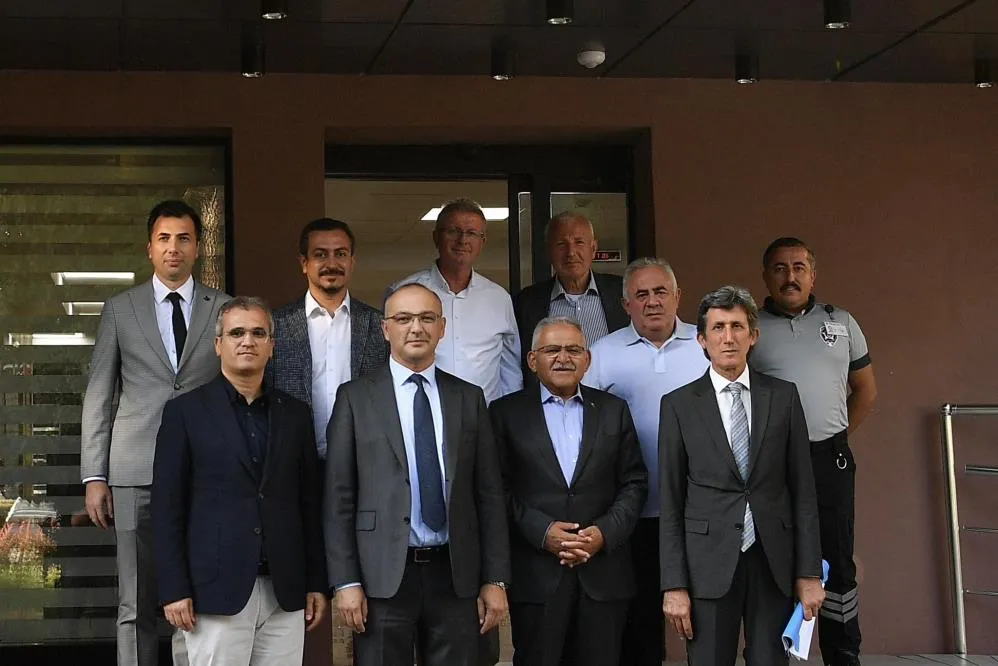 Büyükkılıç’tan karayolları ile ulaşımın geleceği için güç birliği