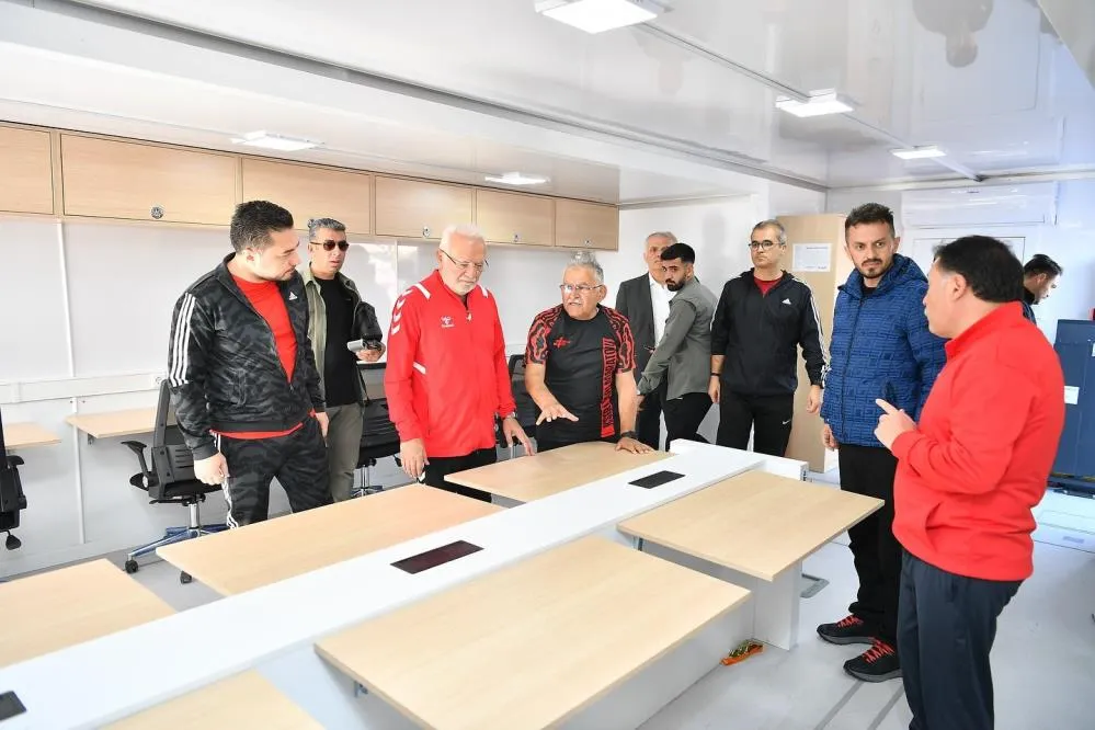 Mobil Dijital Gençlik Merkezi tanıtıldı