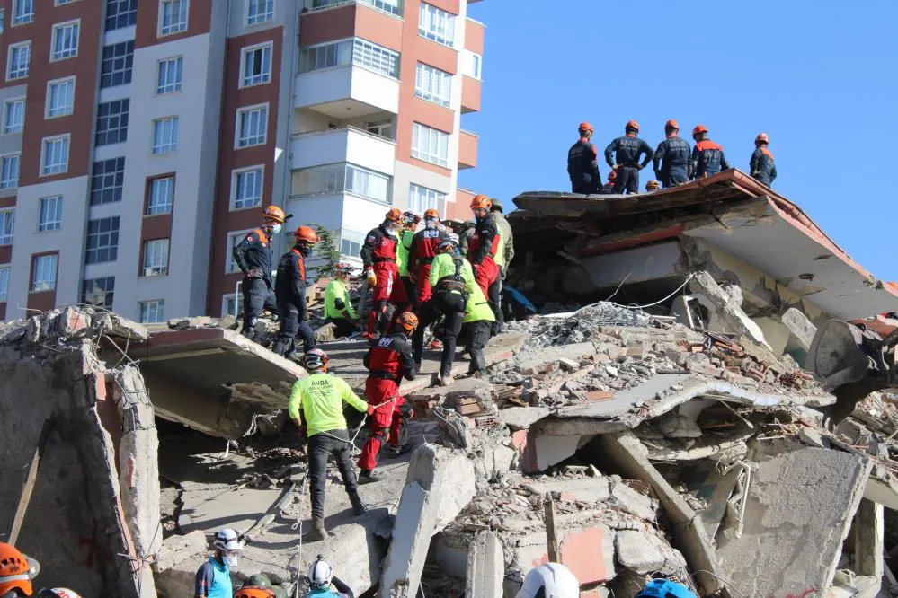 Vali Çiçek, deprem tatbikatını takip etti