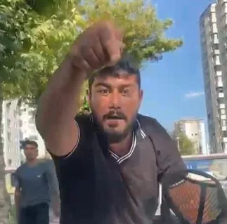 Cam silme bahanesiyle zorla para istedi, tutuklandı