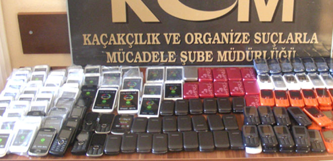 KAYSERİ`DE 409 KAÇAK TELEFON ELE GEÇİRİLDİ
