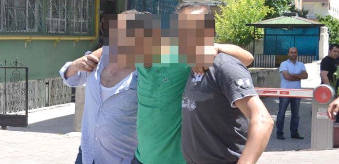 KAYSERİ`DE GÜPEGÜNDÜZ SİLAHLI KAVGA: 3 YARALI