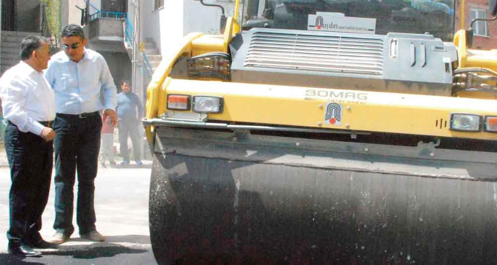 - YOLLAR ÇAMURDAN KURTULACAK 