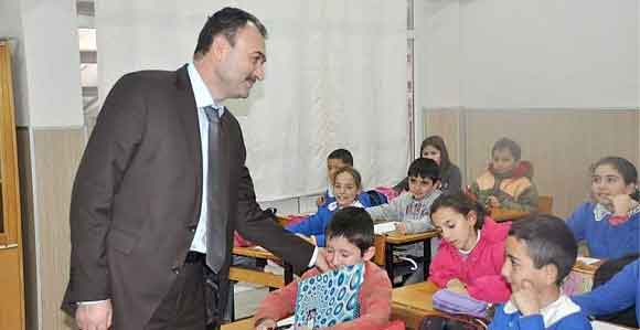 İL MİLLİ EĞİTİM MÜDÜRÜ BİLAL YILMAZ: “ÖĞRENCİLER BİZİM VARLIK SEBEBİMİZDİR”